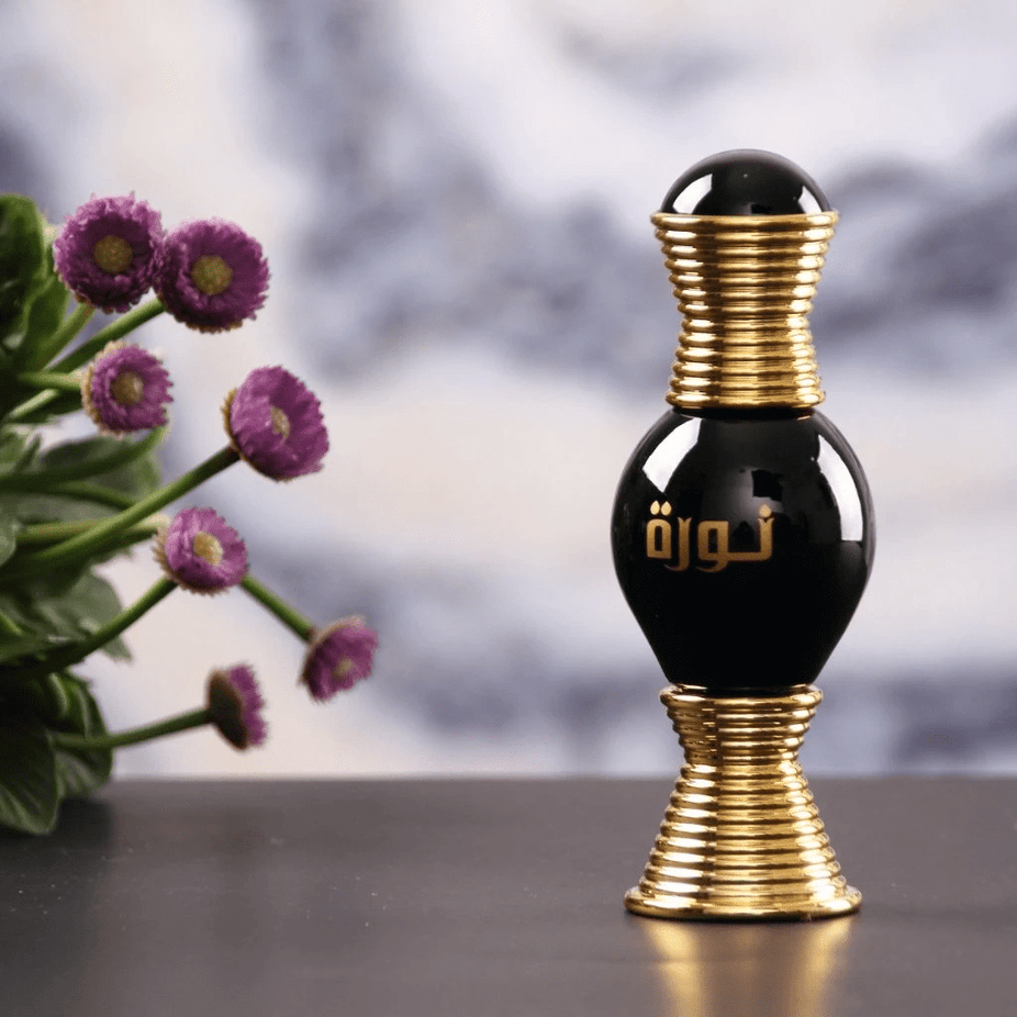 Swiss Arabian Noora Onyx for Women perfume oil bottle, 20ML, with elegant black and gold design, showcasing concentrated perfume oil.