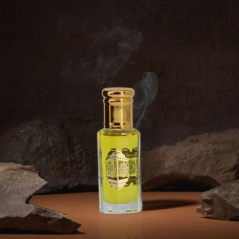 Intense Oud Boss for Men perfume oil in a 12ml glass bottle with black gift box, showcasing luxurious loose oil packaging.
