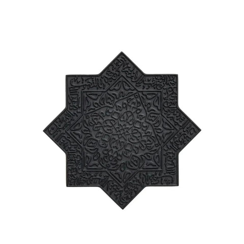 Kajal Lamar Noir Extrait de Parfum Spray 100ml bottle with elegant black design, showcasing the luxury EDP fragrance.