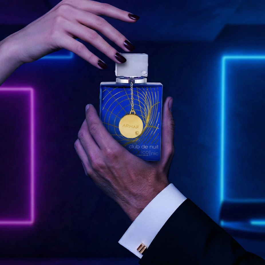 Armaf Club De Nuit Iconic Eau de Parfum spray 200ml bottle, elegant design, showcasing the fragrance packaging.