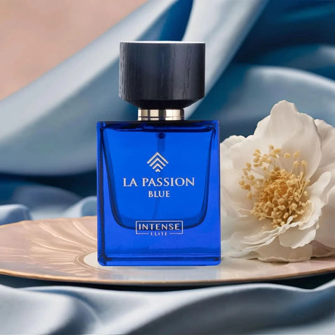 Intense Elite La Passion Blue for Men Eau De Parfum spray 100ml, elegant bottle with velvet pouch.