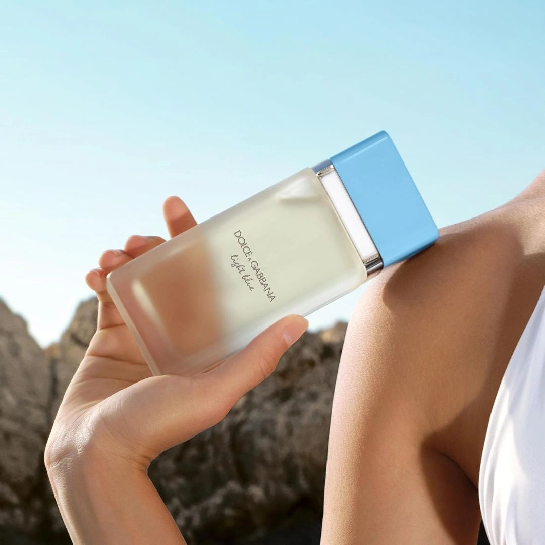 Dolce & Gabbana Light Blue Eau de Toilette Spray 50ml (1.7 oz) | Clean, Crisp & Effortlessly Elegant — A Fresh Luxury in Every Note