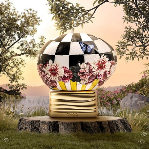 Bonbon Pop Eau de Parfum spray by THOO, The House of Oud, 75ml bottle with sleek design and elegant packaging.