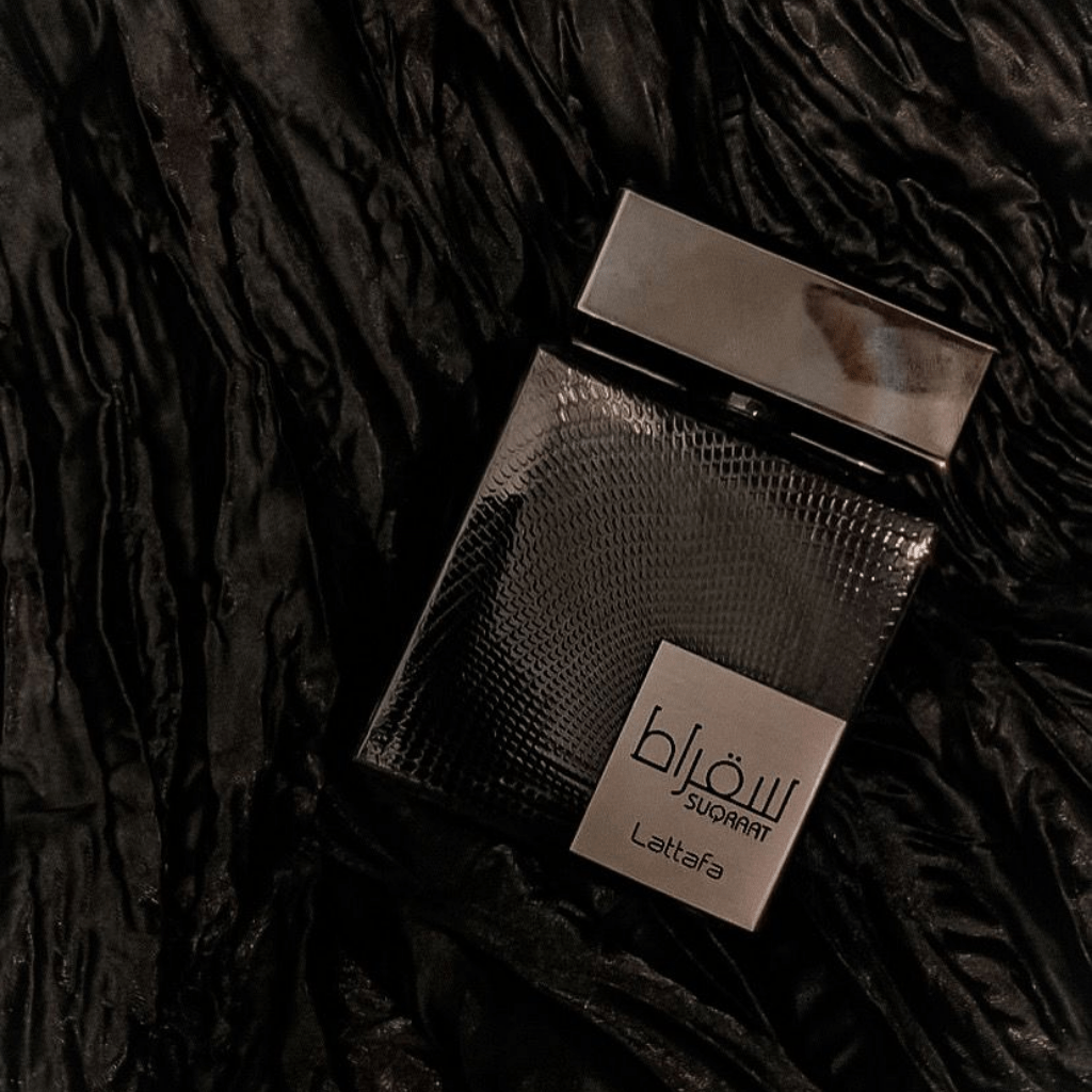 Suqraat Eau De Parfum Spray 100ML (3.4 OZ) By Lattafa (VELVET POUCH) - Intense Oud
