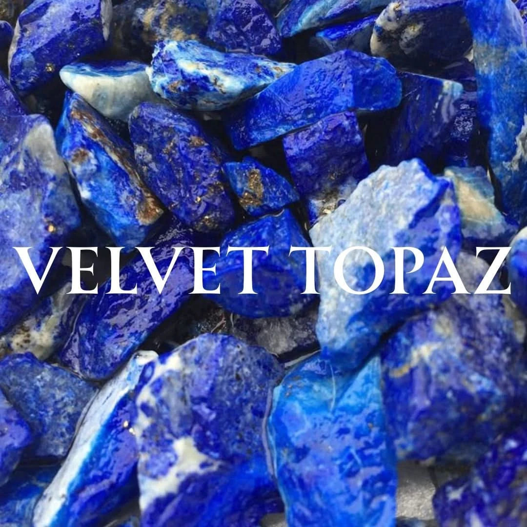 Velvet Topaz Eau de Parfum spray by Rimal Collection, 100ml bottle, elegant glass with golden accents and floral design.