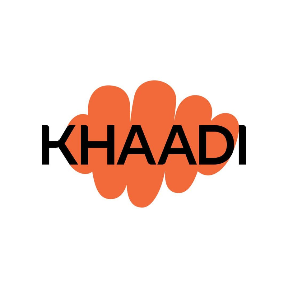 Khaadi Midnight Musk EDP spray 30ML bottle with floral and citrus notes, showcasing the elegant perfume bottle design.