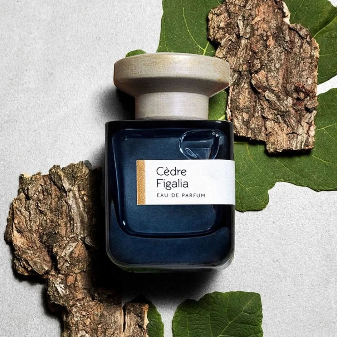 Atelier Materi Cèdre Figalia Eau de Parfum spray 100ml, elegant bottle with a minimalist design, showcasing the luxury fragrance.
