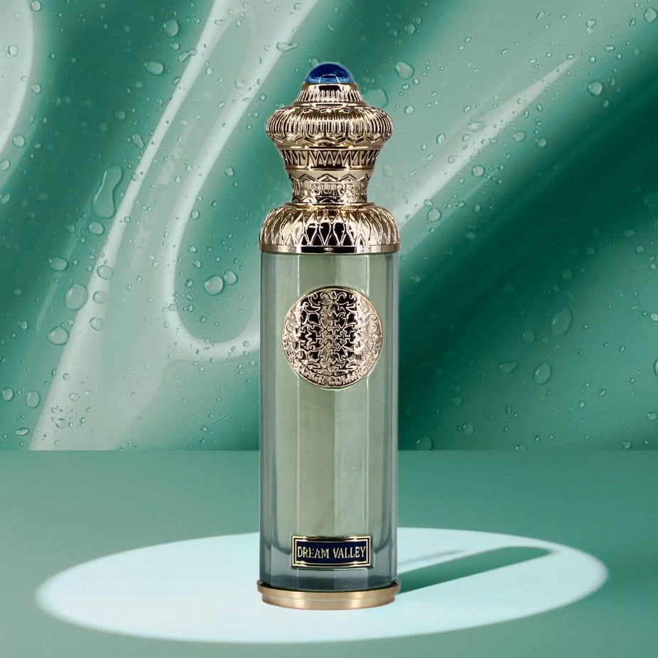 Surrati Dream Valley Eau de Parfum spray 140ml, elegant glass bottle with floral and fruity fragrance accents.