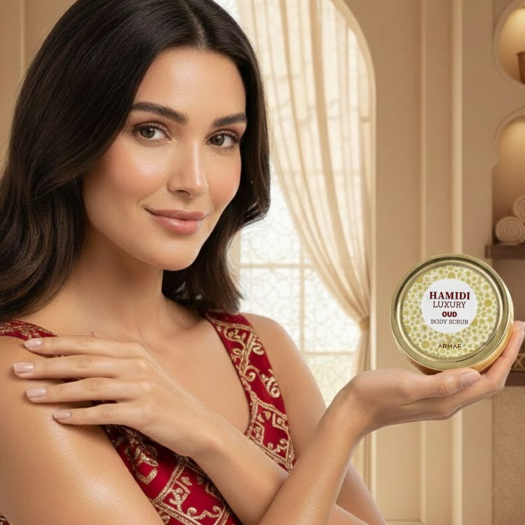 Hamidi Luxury Oud Body Scrub 250ml with natural ingredients, showcasing the exfoliating texture and luxurious packaging.