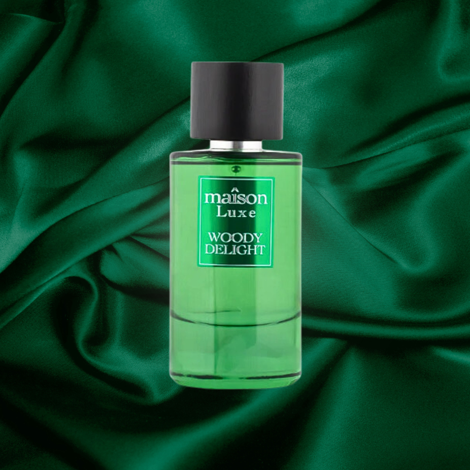 Hamidi Woody Delight EDP spray 110ML, an elegant fragrance with woody and natural scent notes, displayed in a sleek bottle.