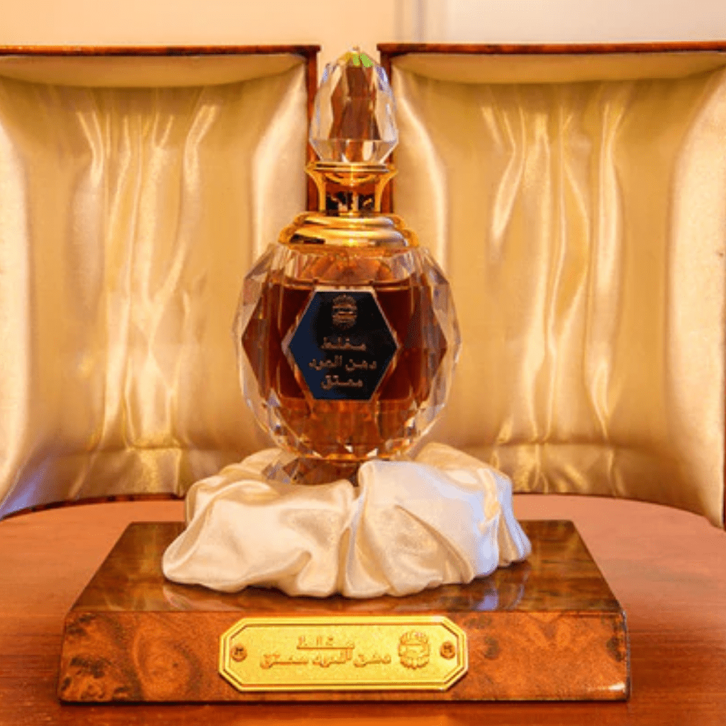 Ajmal Mukhallat Dahn Al Oudh Moattaq Eau de Parfum 60 ml – image 4