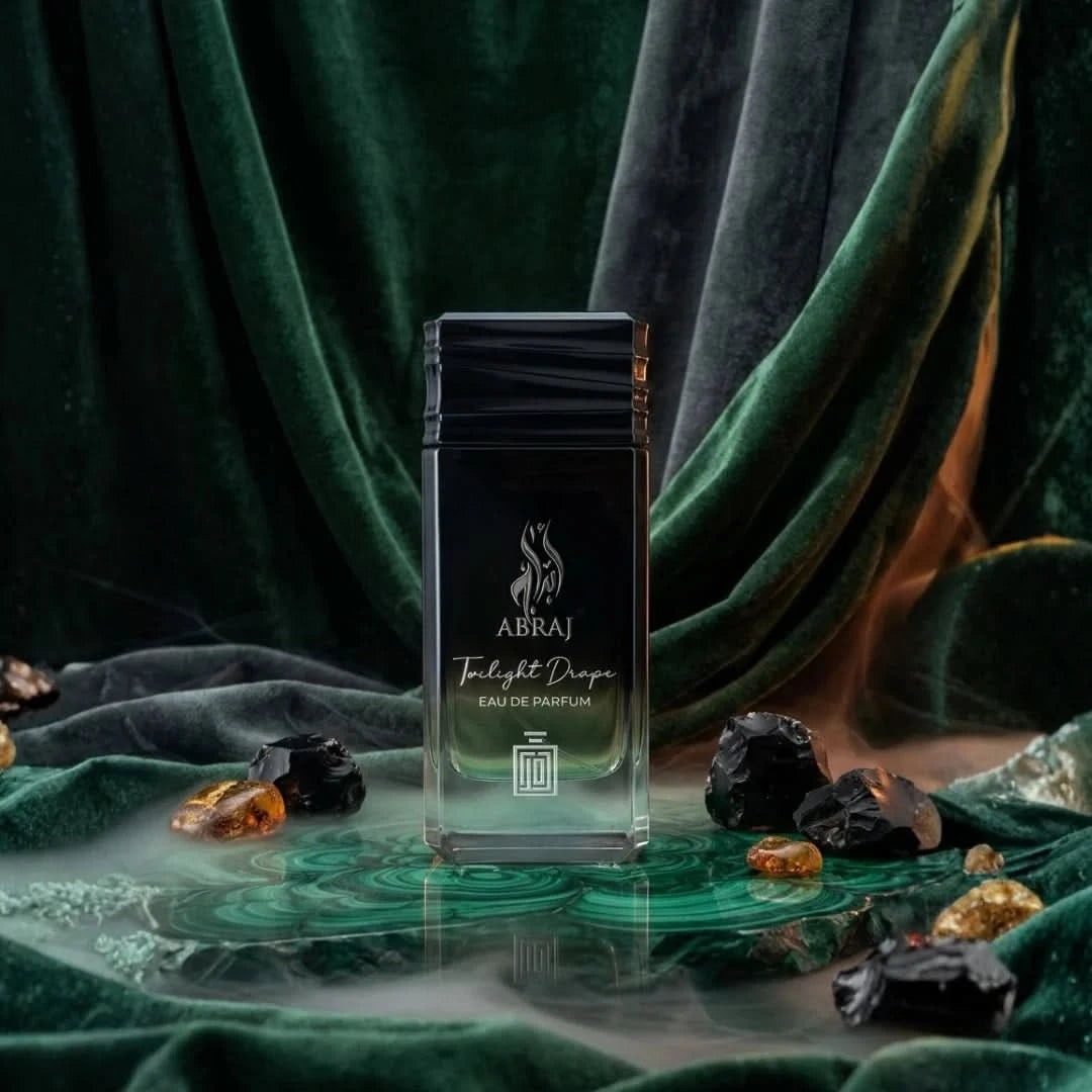 Aura Fragrances Abraj Twilight Drape Eau De Parfum spray, 100ml, elegant floral and woody scent in a sleek bottle