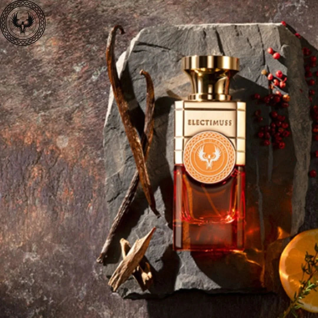Electimuss London Spice D'Arno EDP perfume spray bottle with metallic cap, 100ml, showcasing elegant packaging.