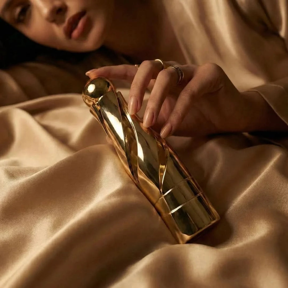 Arabiyat Prestige La-Di-Da Eau de Parfum spray 100ml, elegant bottle of Arabiyat EDP fragrance with floral and woody notes