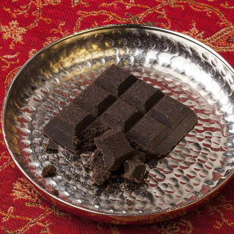 Musk Al Arais Bakhoor - 40 GM (1.4 oz) by Swiss Arabian - Intense Oud